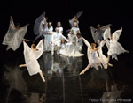 „Royal Fashion”, la a 10-a  reprezentatie pe scena Teatrului National de Opereta Bucuresti