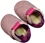 Diane Marie lanseaza colectia naturala de pantofi cu talpa moale pentru copii, MiniMee