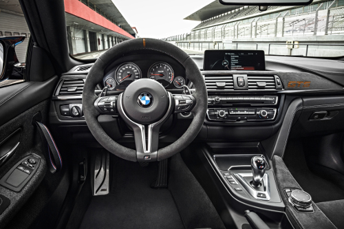 BMW M4 GTS - interior
