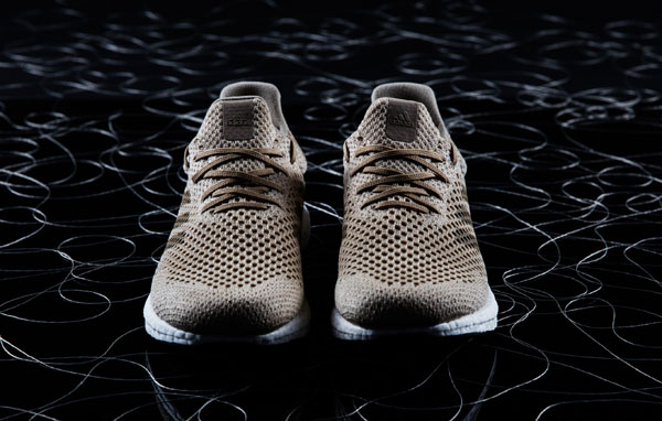 adidas lansează primul pantof sport din lume creat din fibre Biosteel®