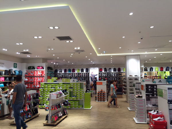 Deichmann a deschis al treilea magazin din Ploieşti