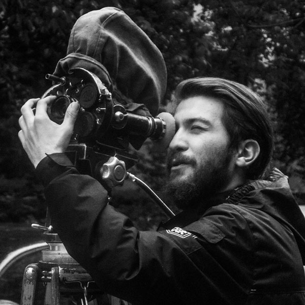„Fotografia – pasiune și meserie“: Ilie-Micuț Istrate, consultantul F64 îndrăgostit de fotoreportaj