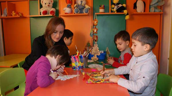 Prezentatoarea știrilor Focus din inima României, Ioana Maria Moldovan te invită să faci o faptă bună pentru copiii atipici