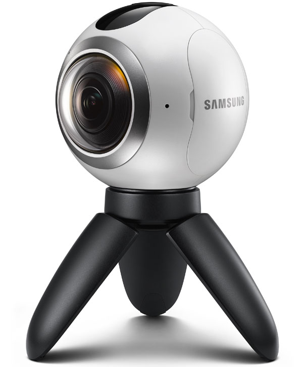 Camera Samsung Gear 360, disponibilă în România