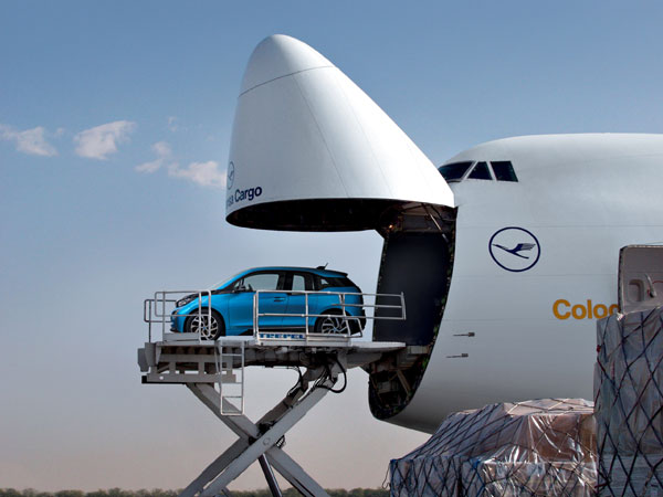 bmw-i3-customer-delivery-via-air-freight