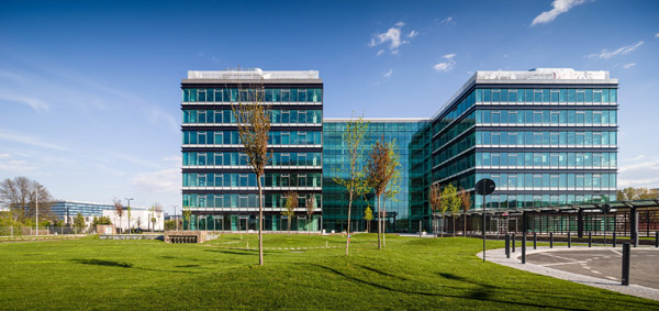 DOUGLAS România se extinde într-un nou sediu într-unul dintre cele mai sustenabile proiecte de birouri, Oregon Park, consiliat de CBRE