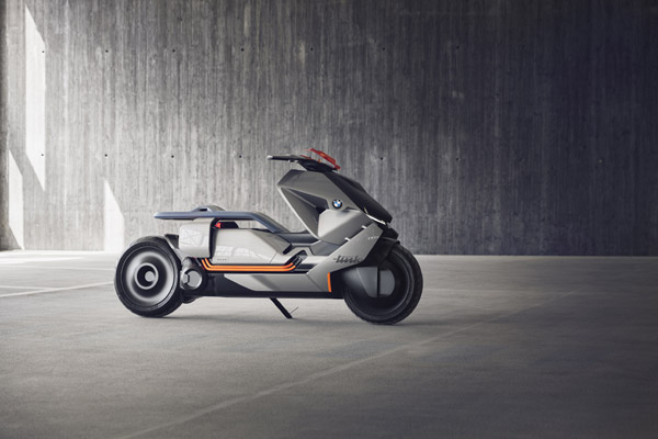 BMW Motorrad Concept Link. Reinventarea mobilităţii urbane pe două roţi