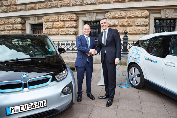 BMW Group şi Hamburg anunţă un parteneriat strategic pentru a oferi opţiuni de electromobilitate în tot oraşul Hamburg