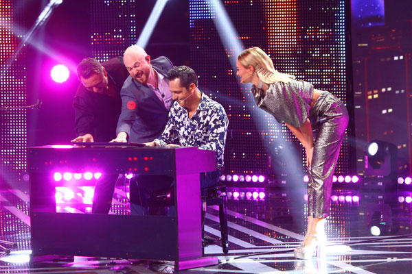 Jurații au fost copleșiți de numărul mare de tineri talentați, vineri seara, la X Factor