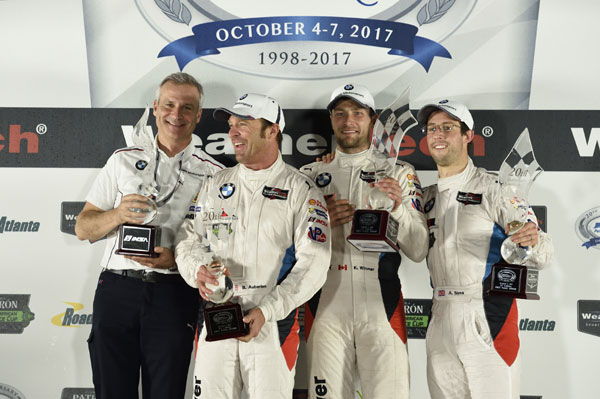 BMW Team RLL s-a impus în Petit Le Mans – Bill Auberlen, victorios la a 400-a cursă pentru BMW