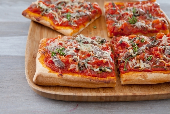 Cu pizza Gambino chiar si cei care tin dieta pot manca fara sa se ingrase