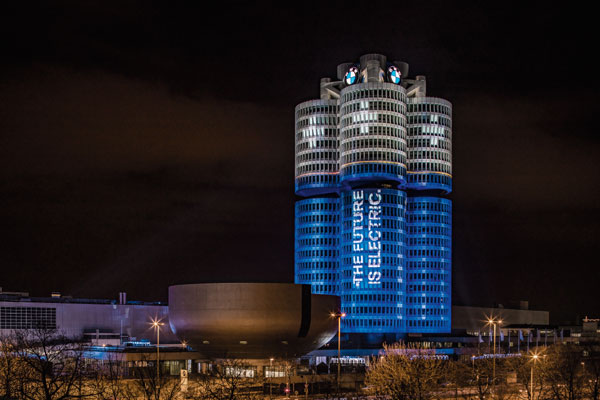 Promisiuni îndeplinite: BMW Group a respectat angajamentul de a livra 100.000 de automobile electrificate în 2017