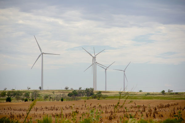 Enel vinde pachetul majoritar de acţiuni deţinute în cadrul a două parcuri eoliene din SUA, dar va gestiona în continuare cele două centrale