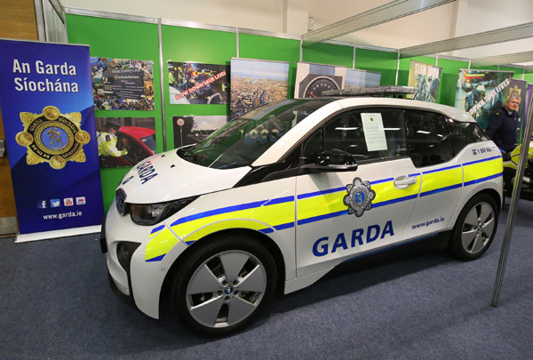BMW i3 în teste pentru Poliţia Irlandeză, An Garda Síochána