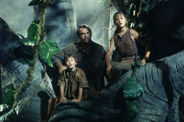Primăvara aceasta, trilogia „Jurassic Park” ia cu asalt Filmcafe