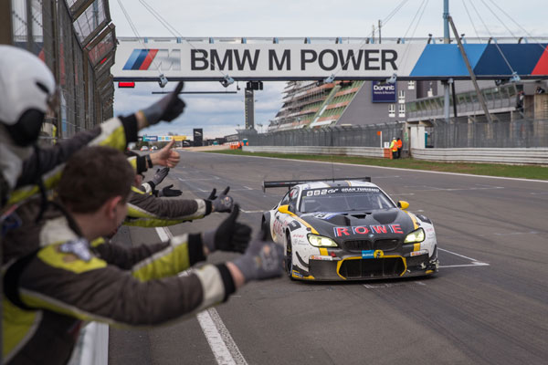 Pregătire pentru Nürburgring 24h – Trei BMW M6 GT3 îşi asigură poziţii de top în cursa de calificare