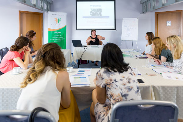 International School of Communication își extinde numărul de cursuri organizate în România prin partenerul local Creative Business Management