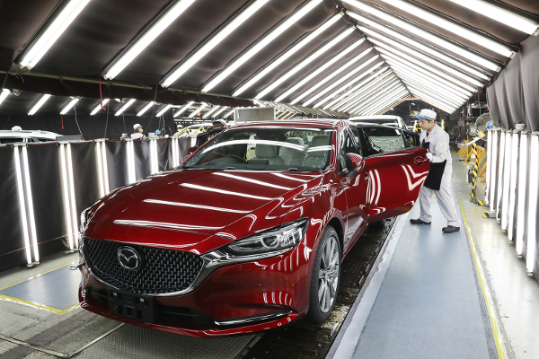 Mazda sărbătorește 50 de milioane de vehicule produse în Japonia