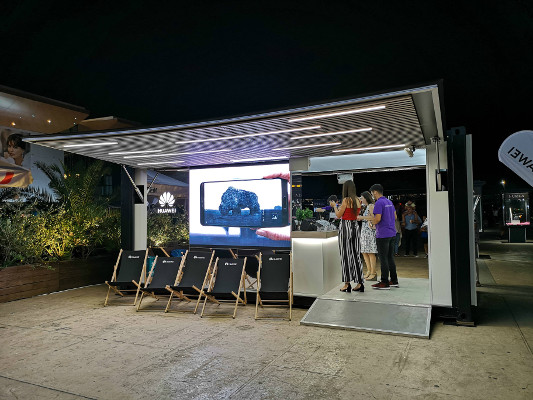 Huawei prezintă tehnologia viitorului în cadrul caravanei interactive Magic Box