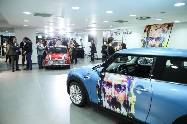 MINI Auto Cobălcescu – cel mai nou dealer MINI – se lansează cu un proiect de artă semnat Amirou Diallo