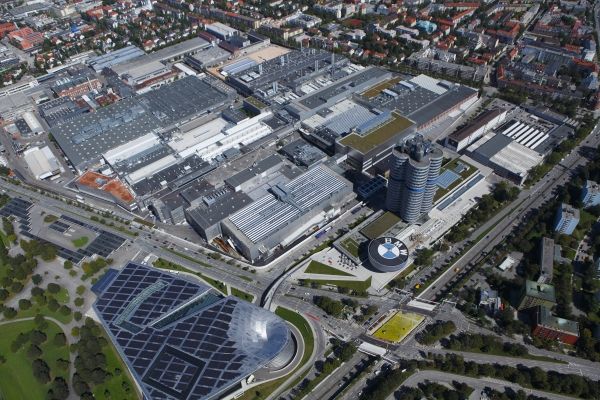 BMW Group deschide calea către reţeaua de producţie a viitorului