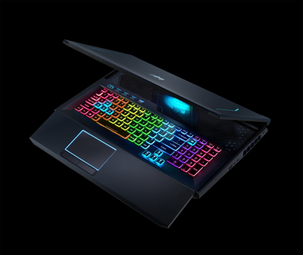 Acer lansează notebook-ul Predator Helios 700 cu tastatură unică HyperDrift pentru performanțe termice sporite