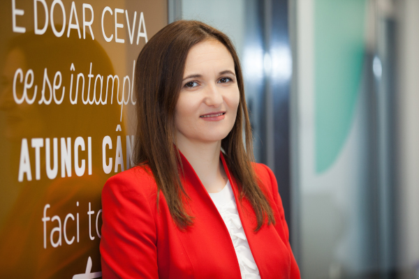 Laura Țeposu, co-Fondator și Director de Dezvoltare Libris.ro