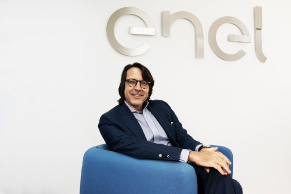 Enel își consolidează poziția de lider pe piața concurențială de electricitate din România, cu 2 milioane de clienți rezidențiali