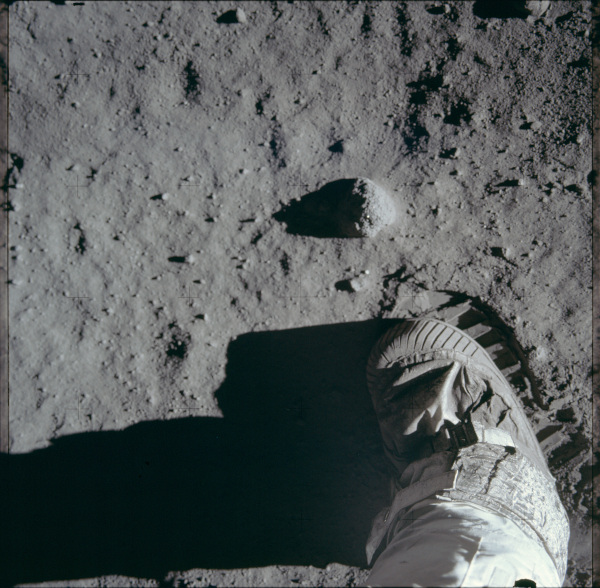 HISTORY sărbătorește 50 de ani de la primul pas al omului pe Lună și transmite în exclusivitate, documentarul „Aselenizarea: Înregistrările pierdute”