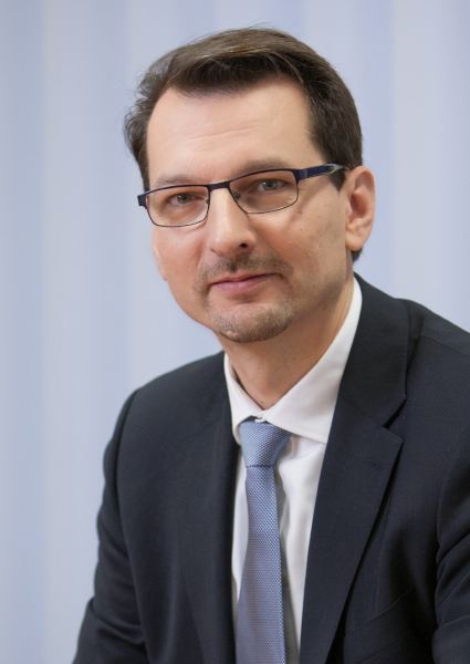 BMW AG întinereşte Consiliul de Administraţie: Consiliul Director i-a numit pe Ilka Horstmeier şi Milan Nedeljkovic