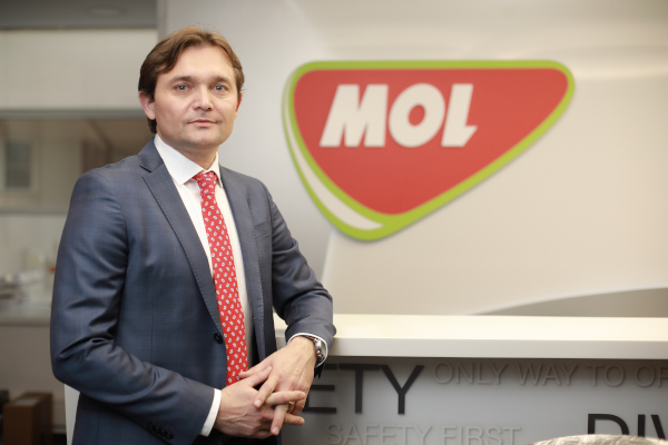 Levente Borviz, Head of Retail MOL România
