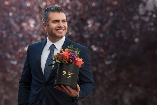 Dosinescu, FlorideLux.ro: “Vânzările online de flori vor crește cu 15% în acest an de Valentine’s Day”