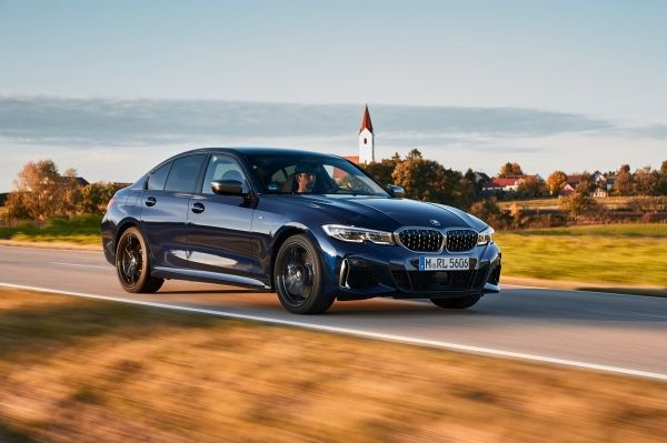 Când eficienţa şi excelenţa sportivă se combină: noile BMW M340d xDrive Sedan şi BMW M340d xDrive Touring