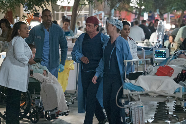 Sezonul 13 al serialului pe teme medicale „Anatomia lui Grey” are premiera la DIVA pe 7 aprilie