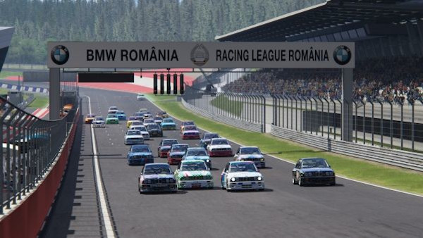Peste 11.000 de vizualizări pentru prima etapă din Racing League Romania powered by BMW