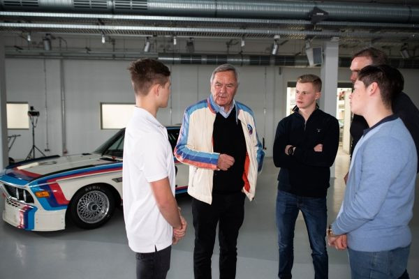 Jochen Neerpasch despre BMW Junior Team: “Învaţă împreună pentru a se îmbunătăţi împreună”