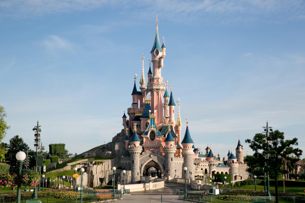 Disneyland® Paris începe redeschiderea graduală pe 15 iulie 2020, cu măsuri sanitare și de siguranță sporite și experiențe magice