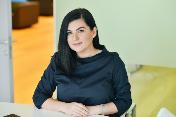 Victoria Dobre, Manager Senior, Deloitte Romania