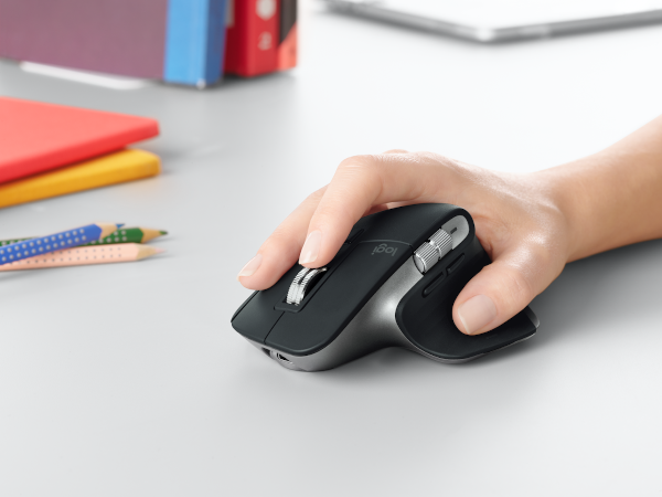 Logitech anunță lansarea MX Master 3 și MX Keys pentru Mac