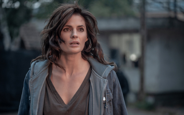 Serialul thriller „Absența”, cu Stana Katic în rol principal, revine cu sezonul trei, din 3 septembrie la AXN