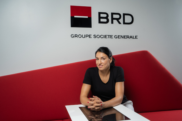 Cristina Neagu, cea mai bună jucătoare de handbal din lume, este noul ambasador al BRD Groupe Societe Generale