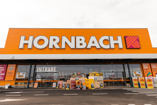 Grupul Hornbach – profit în creștere pentru prima jumătate a anului 2021/22. Vânzările și veniturile se mențin la niveluri record