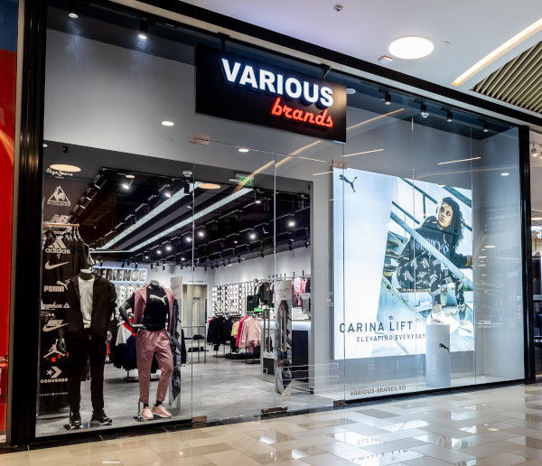 Various Brands inaugurează un nou magazin, în Shopping City Târgu Mureș