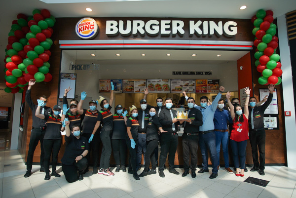 deschidere Burger King in Baneasa Shopping City, aripa Feeria