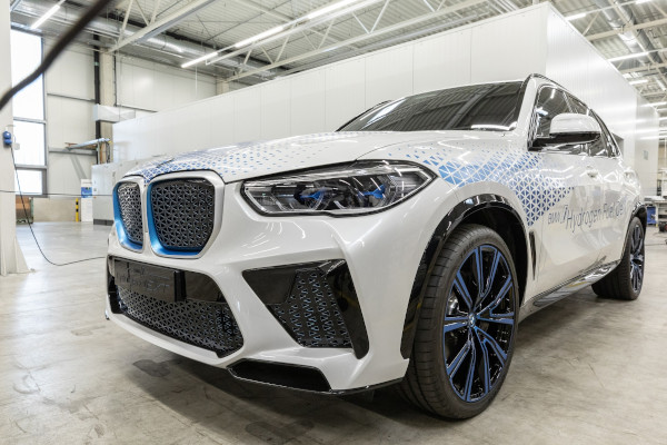 Mobilitatea durabilă de mâine: fabrica de la Landshut în pregătiri pentru BMW i Hydrogen NEXT