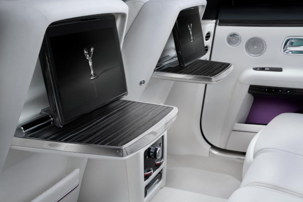 noul Rolls-Royce Ghost interior 