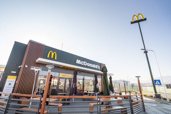 McDonald’s drive thru Brasov coresi