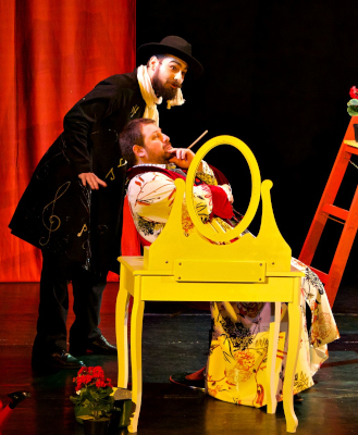 Spectacolul „Figaro Style” – adaptare pentru copii după opera „Bărbierul din Sevilla” de Gioachino Rossini se joacă, în acest weekend, la Sala Mică a Palatului Național al Copiilor