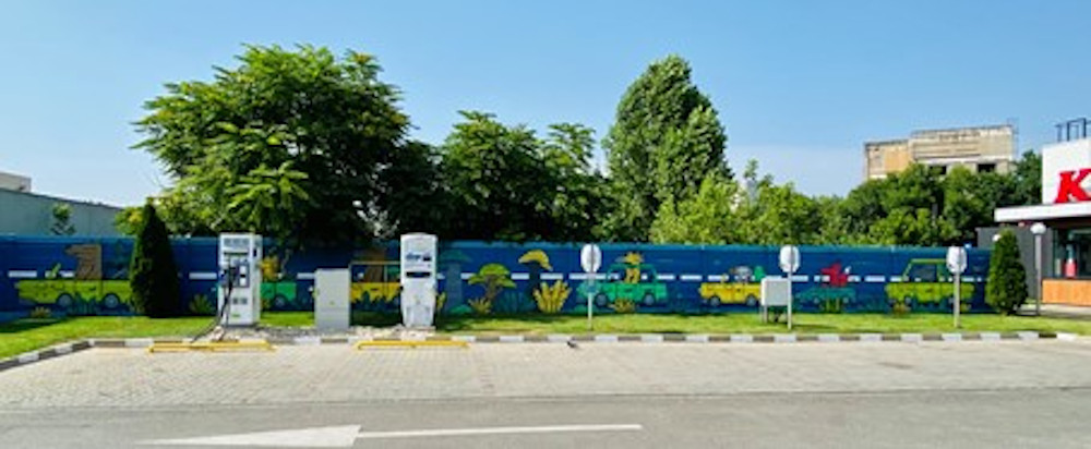 Vulcan Value Centre a inaugurat o pictură murală realizată de un artist urban, pe tema sustenabilității