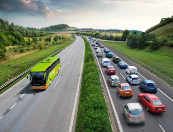 Săptămâna Europeană a Mobilității: Tot mai mulți călători aleg autocarul pentru destinațiile internaționale